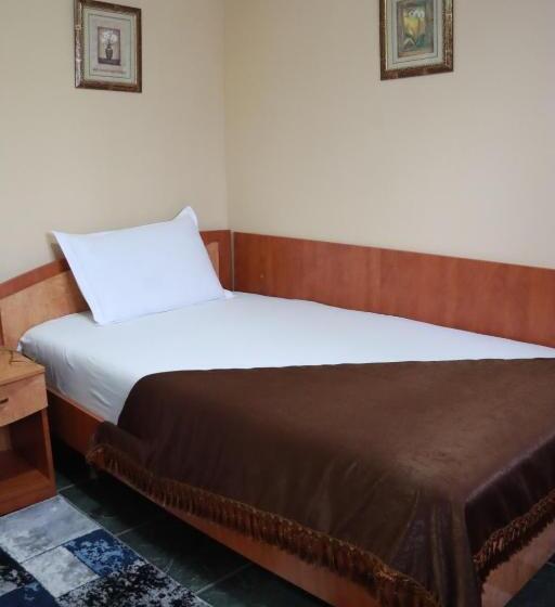 اتاق استاندارد یک نفره, Casa Italia