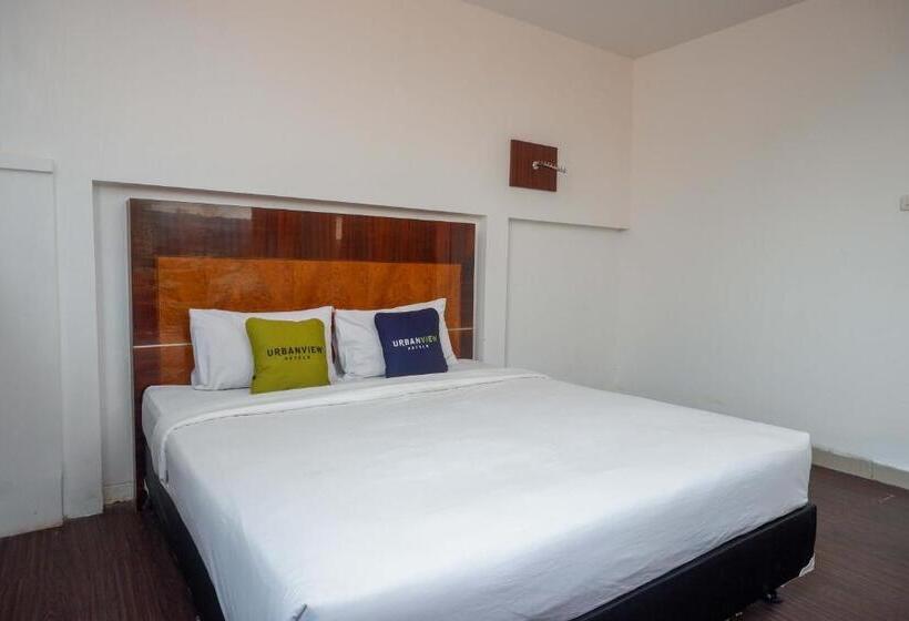 غرفة ديلوكس, Urbanview Hotel Artama Simpang Lima By Reddoorz