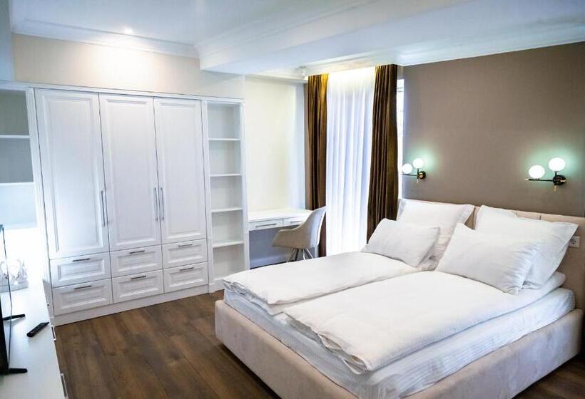 ویلای لوکس 1 خوابه, Casa Viilor