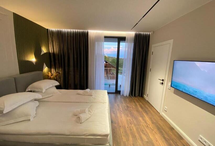 ویلای لوکس 1 خوابه, Casa Viilor