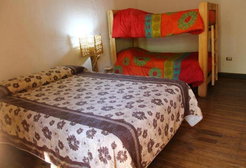Четырехместный Номер Стандарт, Cabaña Hostal Ema