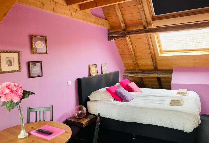 اتاق استاندارد چهار تخته, B&b With Or Without De Schuur