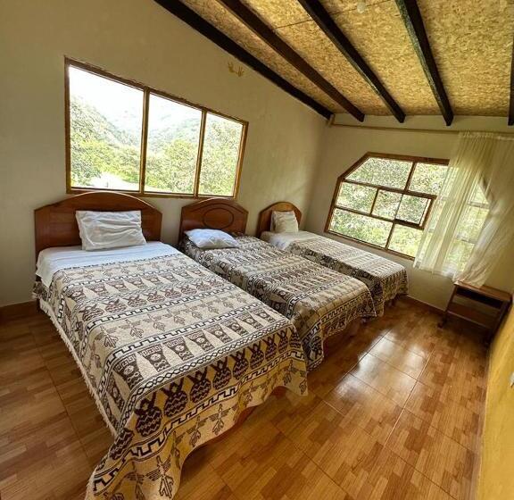 חדר סטנדרט לשלושה, Lia B&b Lucmabamba