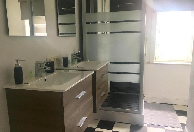 Номер Deluxe с Балконом, Maison Blanche