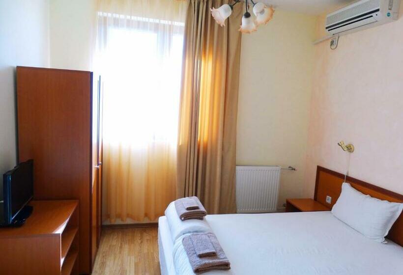 Апартаменты 1 Спальня, Guest House Misha