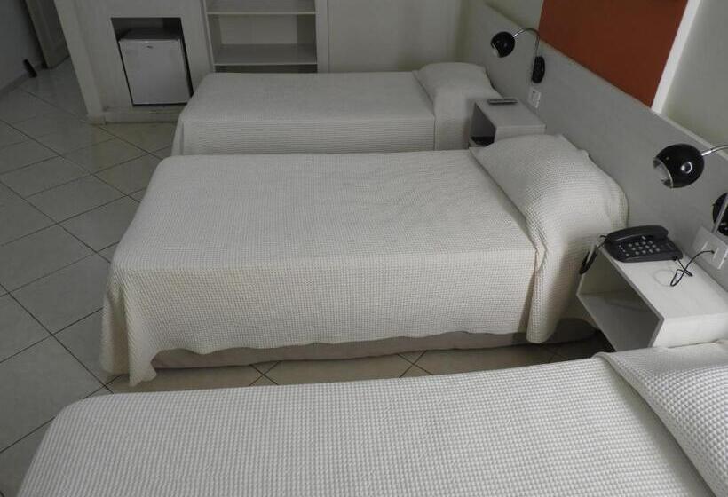 스탠다드 트리플 룸, Binder Quality Inn