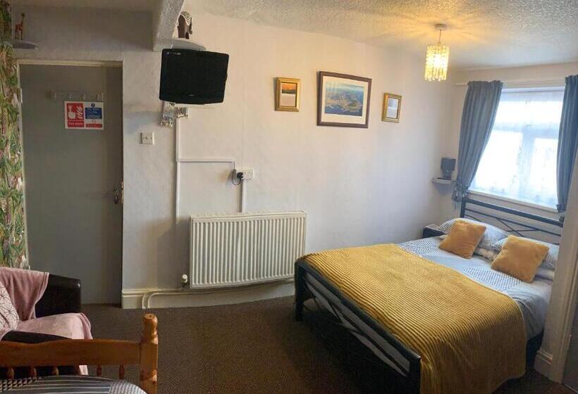 Familiekamer, Hornby Villa B&b Couples & Families Only Central Location