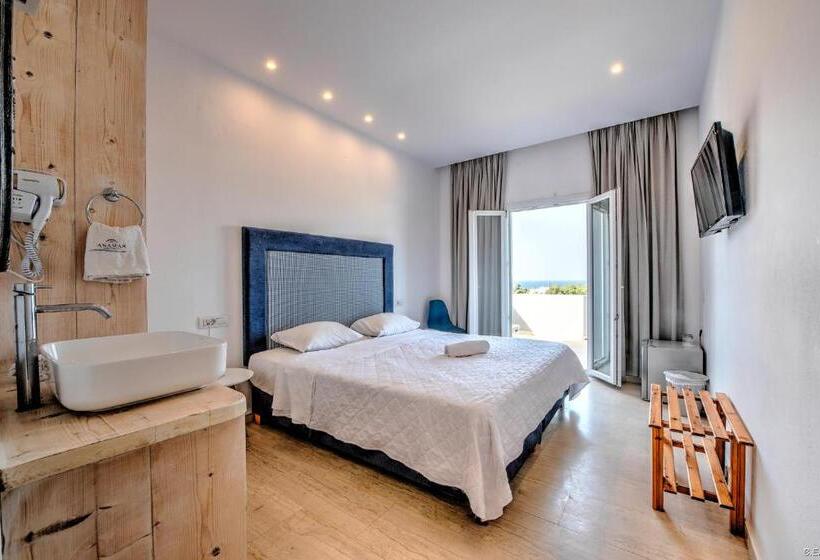 Номер Basic, Anamar Santorini