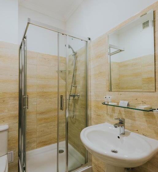 Quarto Clássico, Premier Geneva
