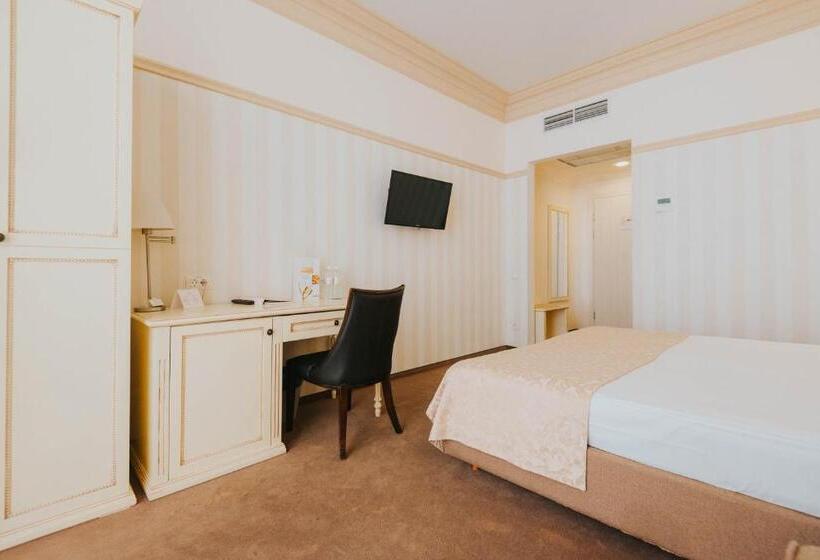 Quarto Premium, Premier Geneva