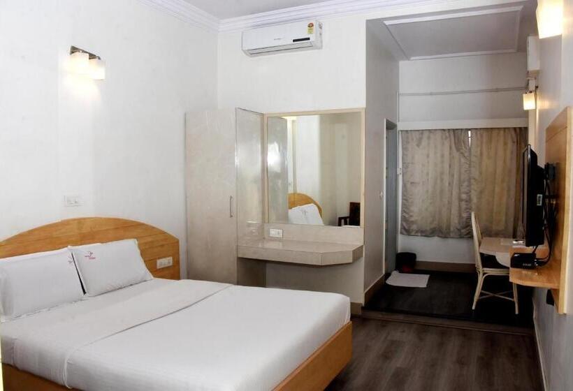 Quarto Estandar, Vellara