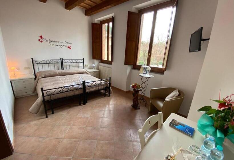 Номер Стандарт Трехместный, Locanda Della Pieve