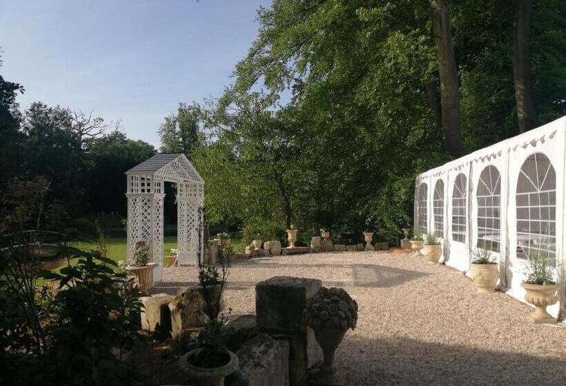 Семейный Номер, Chambre E André Le Domaine Des Jardins De Bracquetuit