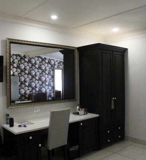 스탠다드 룸 킹사이즈 침대, D Olive Rose Boutique Hotel Danielskuil