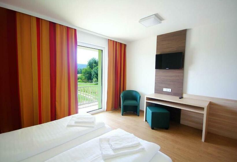 Номер Deluxe с Балконом, Dorfgasthof Berlakovich