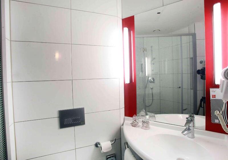 اتاق استاندارد, Ibis Skopje City Center