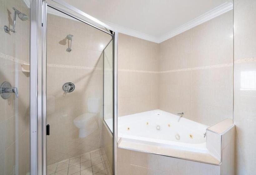 Апартаменты 1 Спальня, Heritage Inn Bathurst