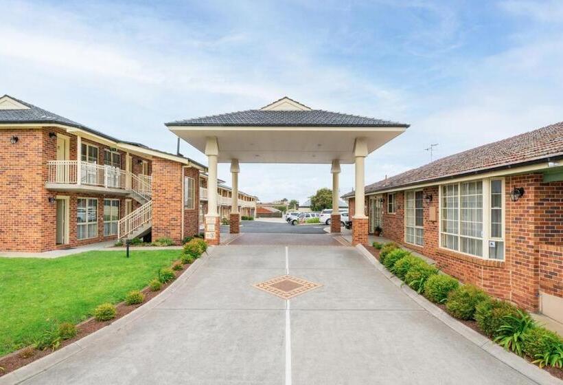 Семейный Номер, Heritage Inn Bathurst