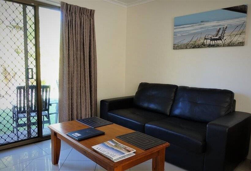 수피리어 스튜디오, Pacific Palms Motor Inn