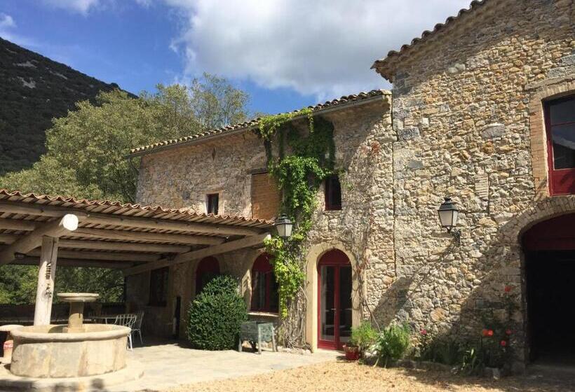 Трехместный Номер Комфорт, Domaine De Rochebelle