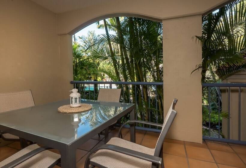 2침실 아파트 정원 전망, Sanctuary Lake Apartments