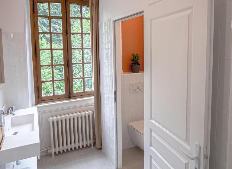 Номер Стандарт, Au Vieux Château