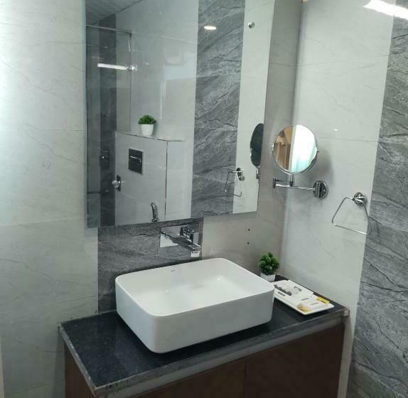 Номер Стандарт с Балконом, Club 21 By Sariska Fun City, Alwar