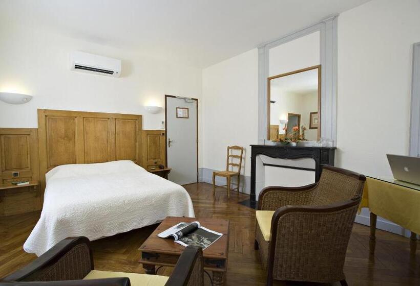 اتاق سوپریور سه تخته, Appart Hotel Charles Sander