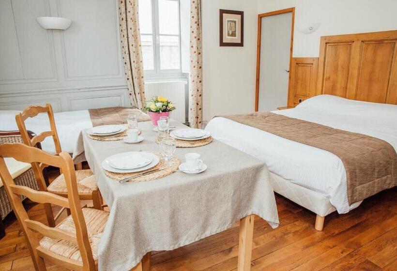 اتاق سوپریور سه تخته, Appart Hotel Charles Sander