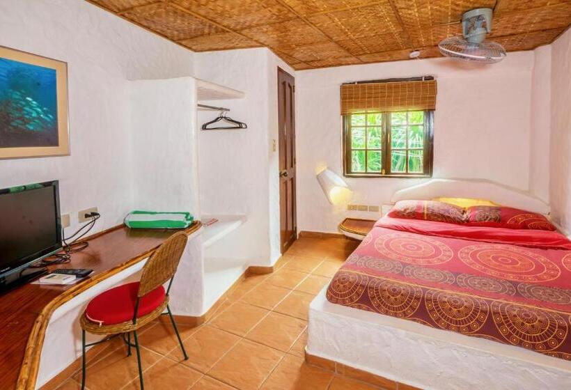 Номер Deluxe, Atlantis Dive Resort Puerto Galera