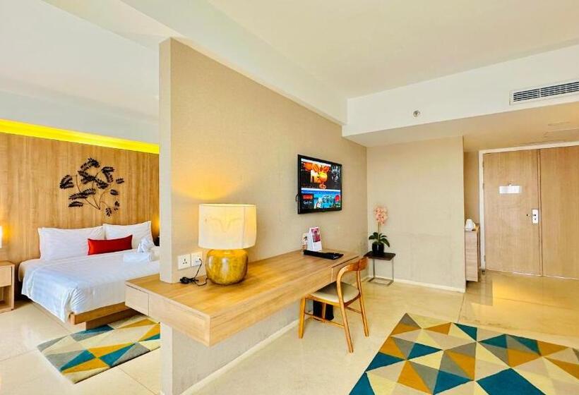 سوییت جونیور با بالکن, Grand Zuri Kuta Bali