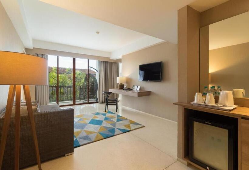 سوییت جونیور با بالکن, Grand Zuri Kuta Bali