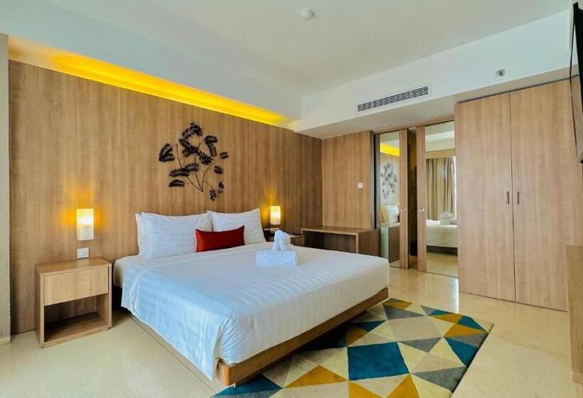 سوییت جونیور با بالکن, Grand Zuri Kuta Bali