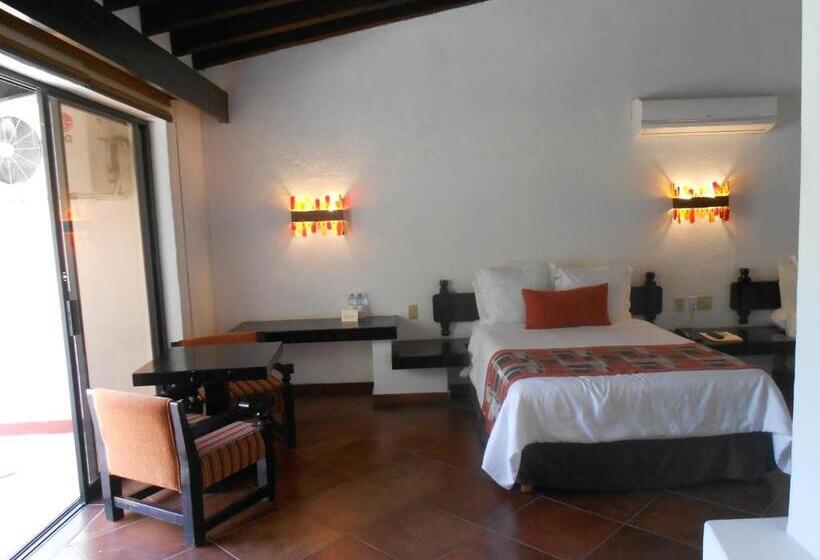سوییت جونیور, Hacienda Taboada