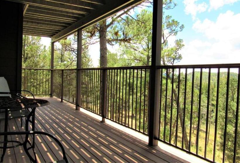 דירת חדר, High Sierra Condominiums