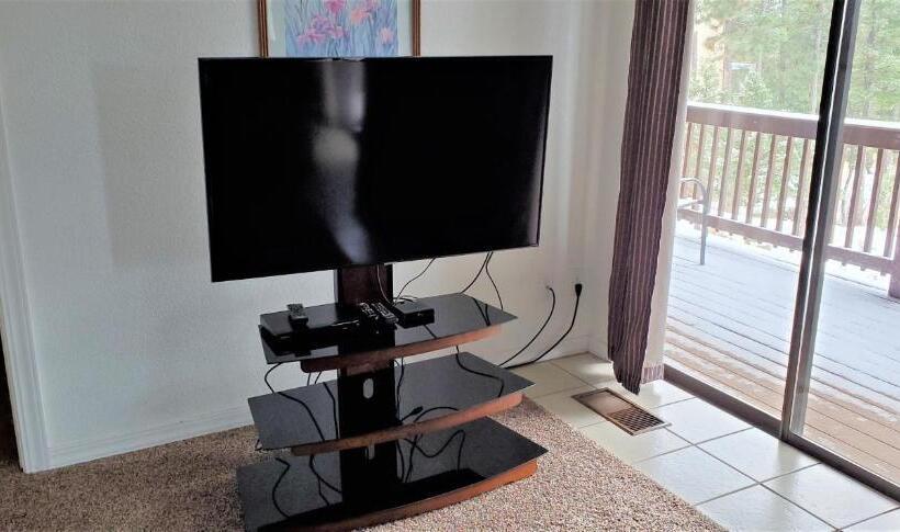 דירת חדר, High Sierra Condominiums