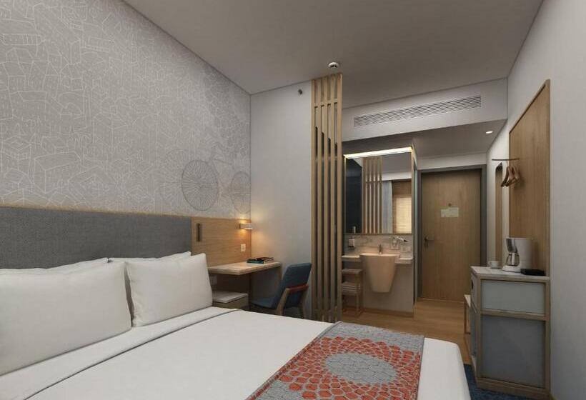 Mozgáskorlátozott Standard Szoba, Holiday Inn Express Gurugram Sector 50, An Ihg