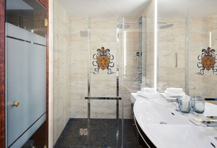 Апартаменты Executive 1 Спальня, Living Hotel De Medici