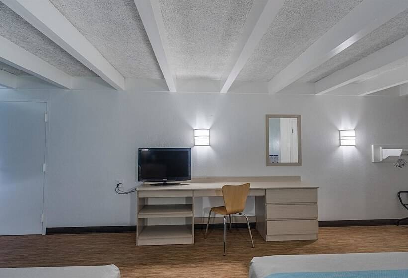 Номер Стандарт 2 Двуспальные Кровати, Motel 6kokomo, In