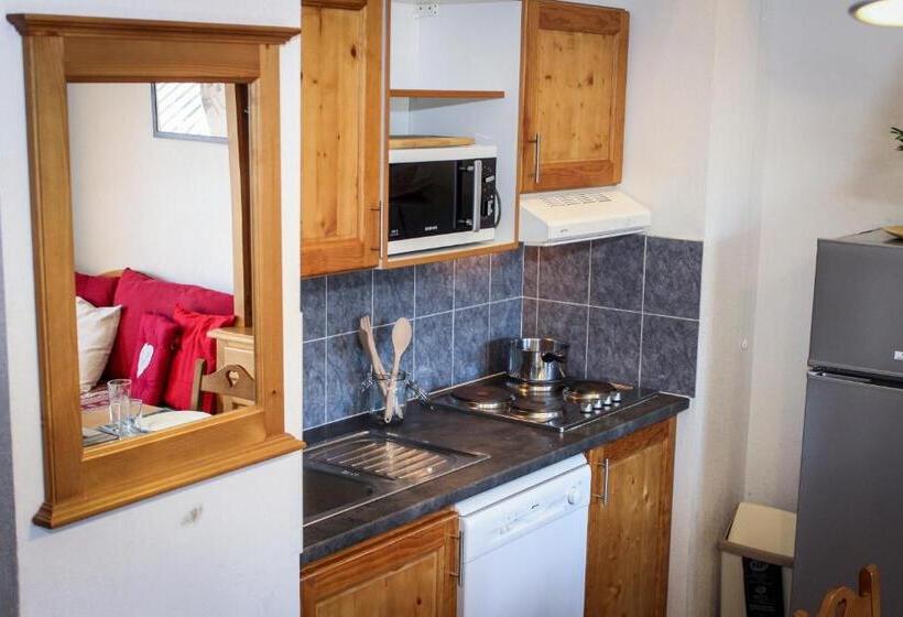 Апартаменты Comfort 3 Спальни, Vaujanylocations   Les Valmonts