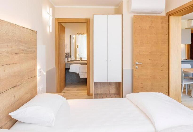 带1个卧室的豪华公寓, Residence Parco Del Garda