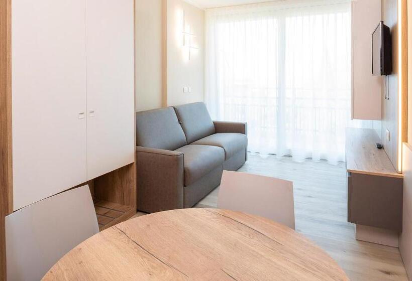 带1个卧室的豪华公寓, Residence Parco Del Garda