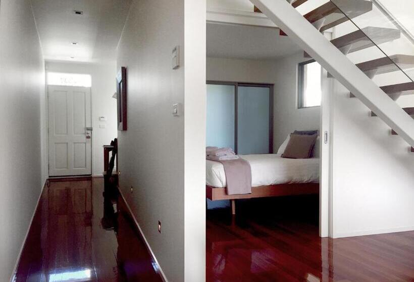 침실 3개 아파트, Sullivans Cove Apartments