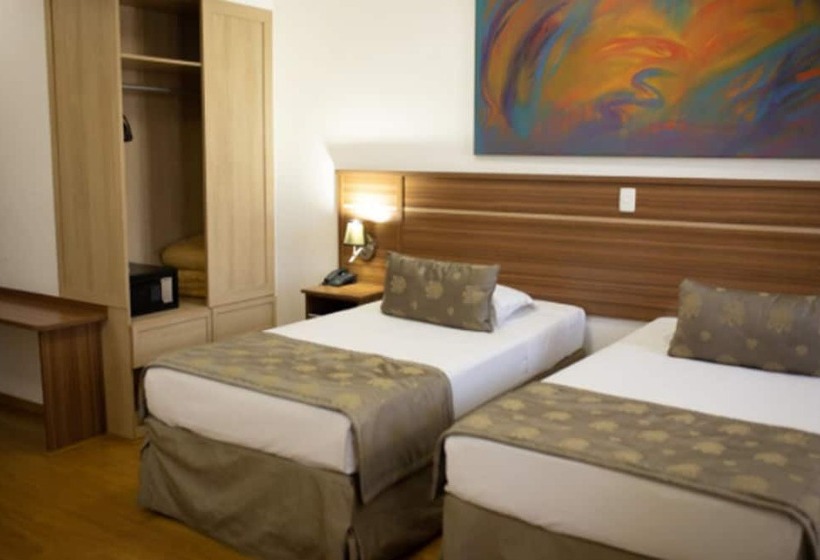 Номер Стандарт, Faro Hotel São José Dos Campos