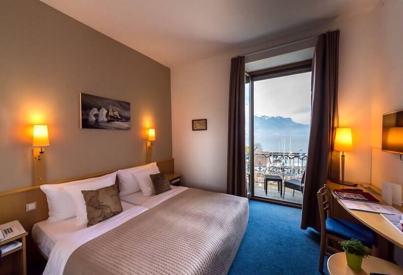 اتاق استاندارد با چشم‌انداز دریاچه, Hôtel Bon Rivage