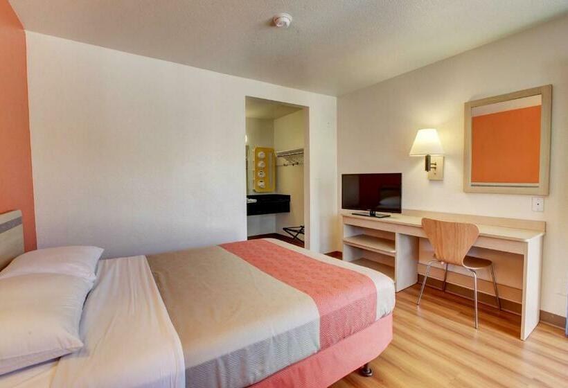 Номер Стандарт, Motel 6bellflower, Ca  Los Angeles