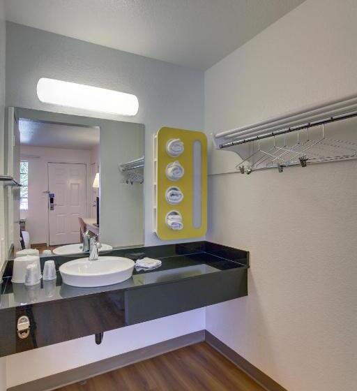 Четырехместный Номер Стандарт, Motel 6bellflower, Ca  Los Angeles