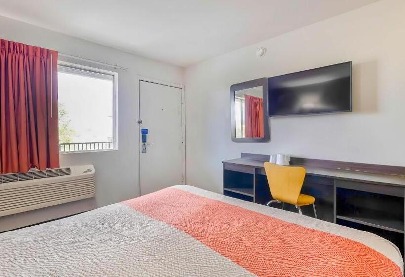 Номер Стандарт, Motel 6gallup, Nm