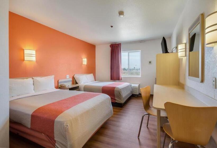 스탠다드 룸, Motel 6 Lemoore, Ca
