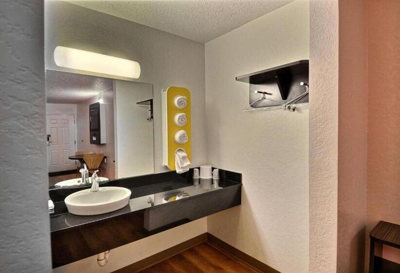Номер Deluxe, Motel 6tewksbury, Ma  Boston